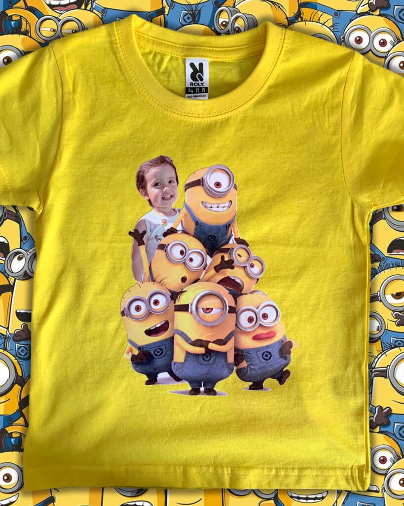 Polera amarilla de niño con estampado personalizado de Minions